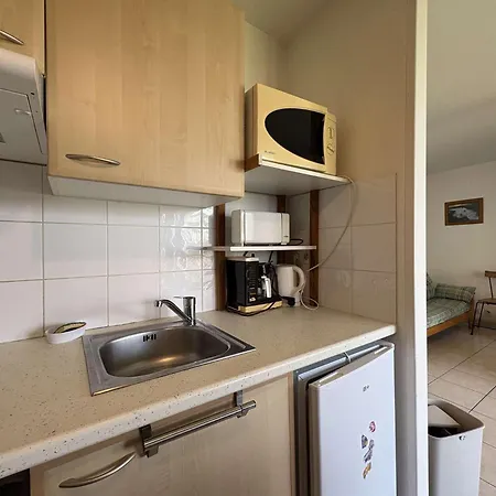 Apartment Appt 2 Couchages Lr200-008 La Rochelle (Charente-Maritime)